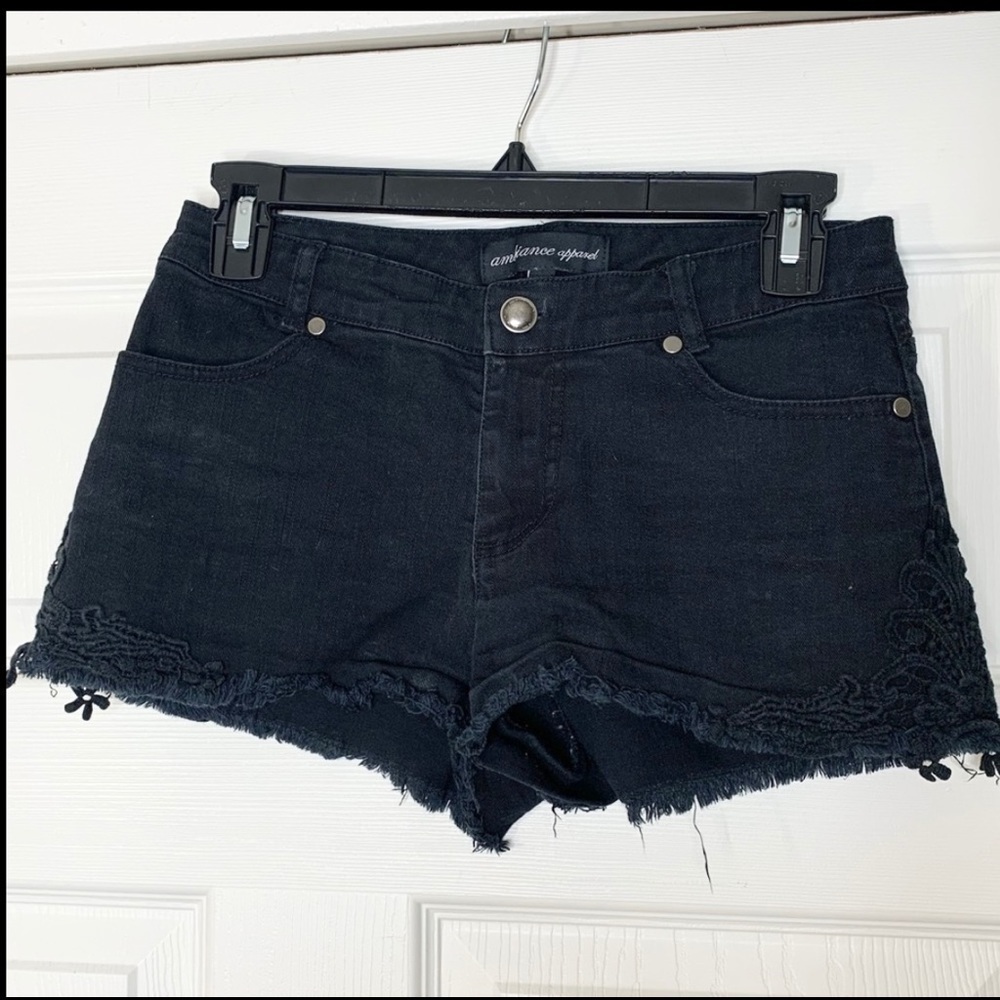 Ambiance Apparel | Black | Jean | Shorts | small
